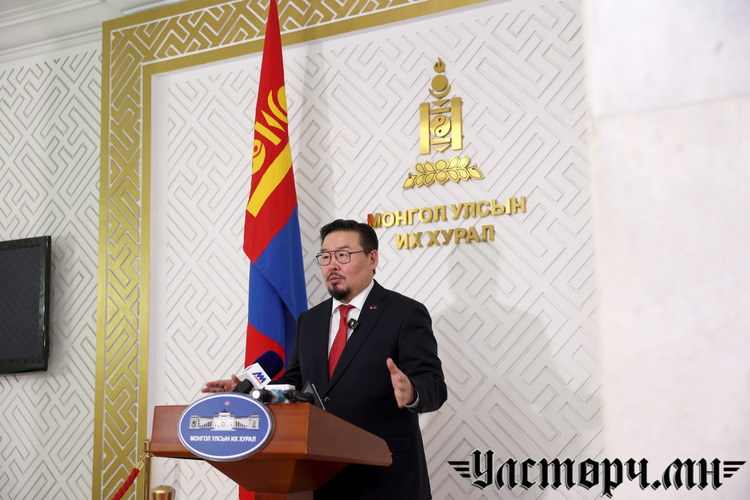 Г.ЗАНДАНШАТАР: 4 их наяд төгрөгийн ТАТВАРЫН ДАРАМТЫГ БУУРУУЛАХ ЗОРИЛТТОЙ 32 ИХ НАЯДЫН төсвийг өргөн барилаа